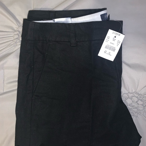 Black scallop hem jcrew shorts size 12 - Picture 2 of 3